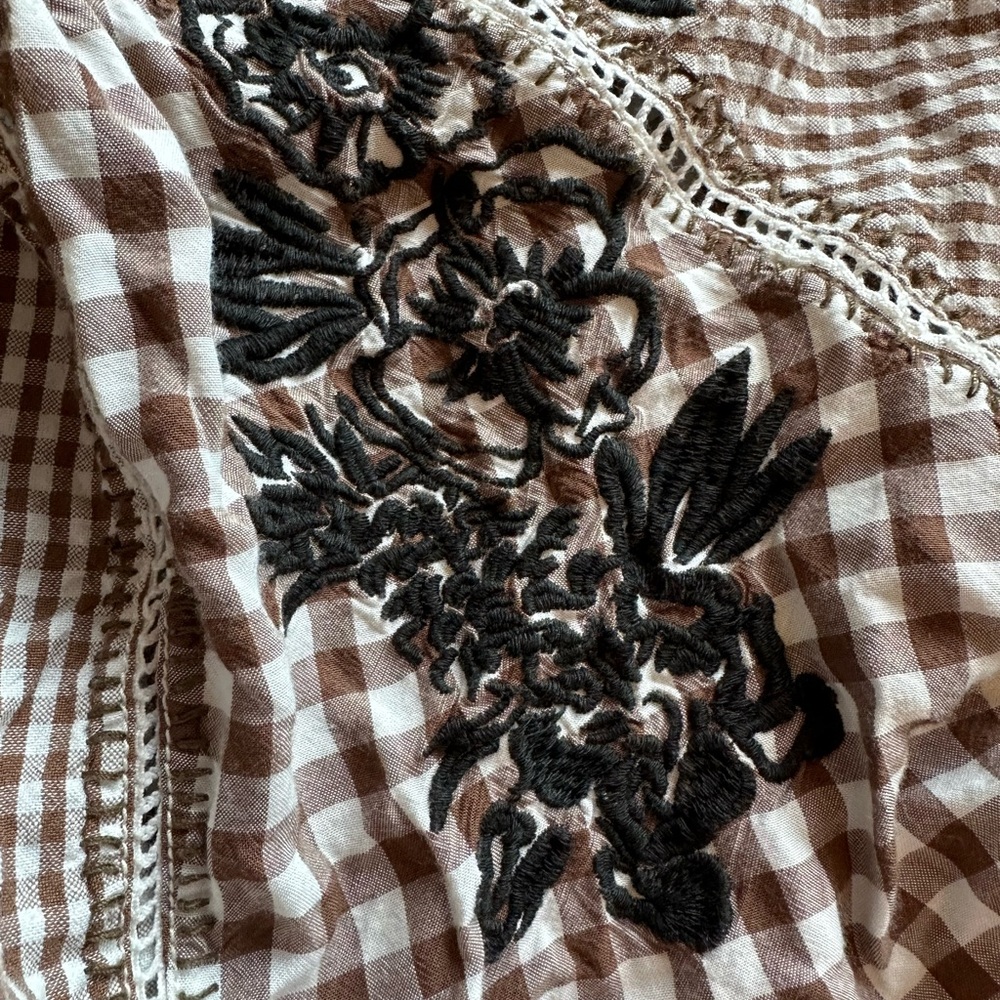 We the free top, medium - Picture 2 of 3
